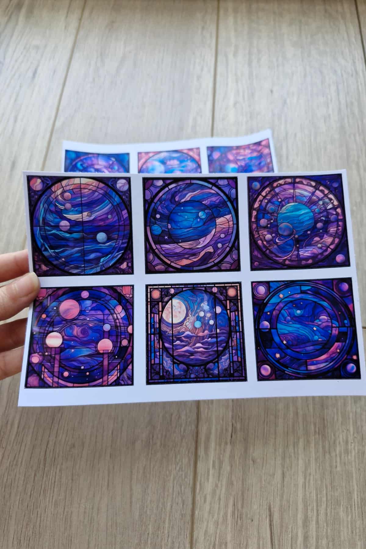 12 Adet Vitray Mor Galaksi Sticker Seti Bullet Journal Laptop Termos Renkli Cam Kare Sticker
