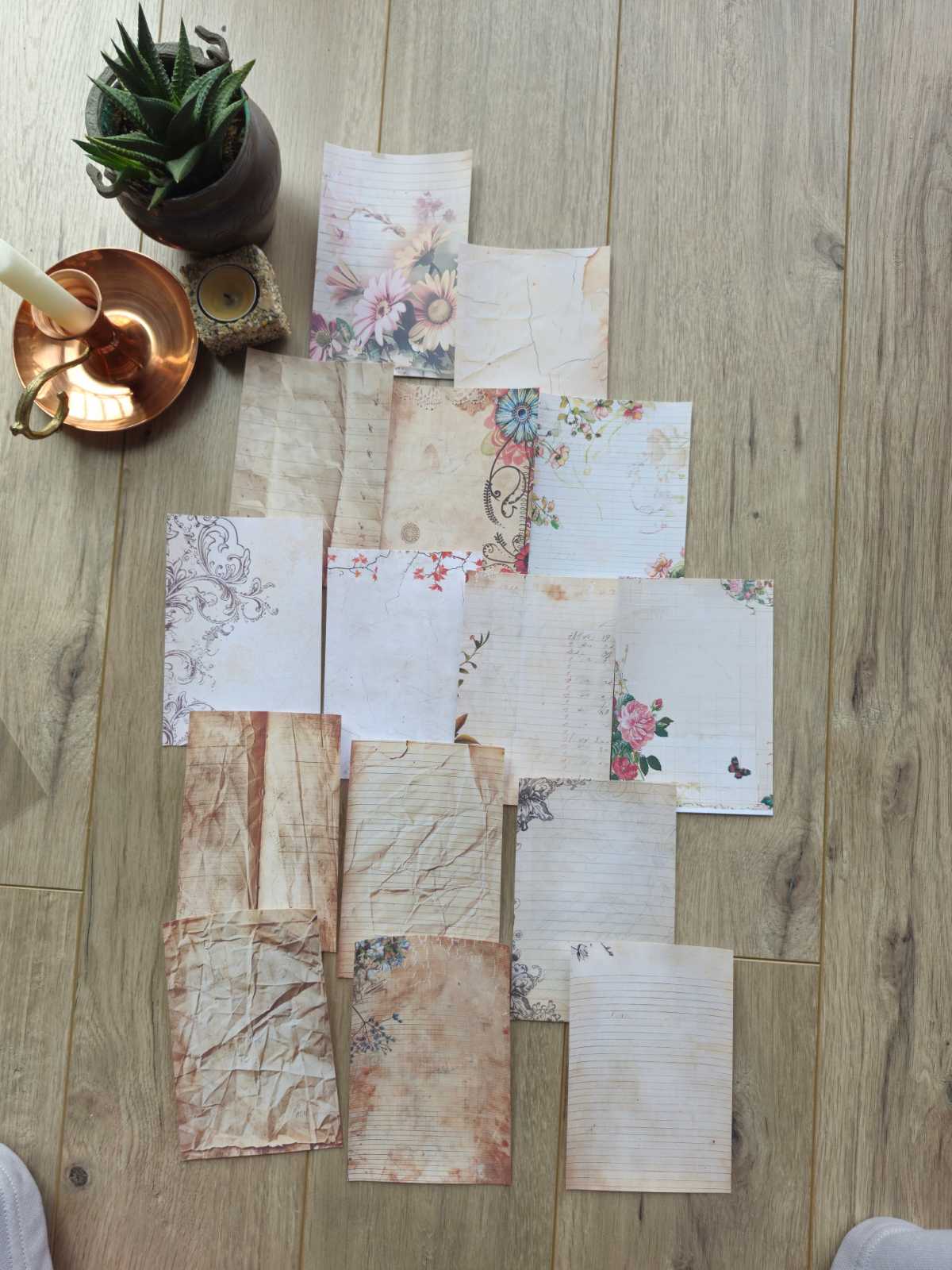 15 Adet Eskitme Vintage Kağıt Çiçek Temalı Scrapbook Kağıt Seti Bullet Journal Dekupaj Kağıdı