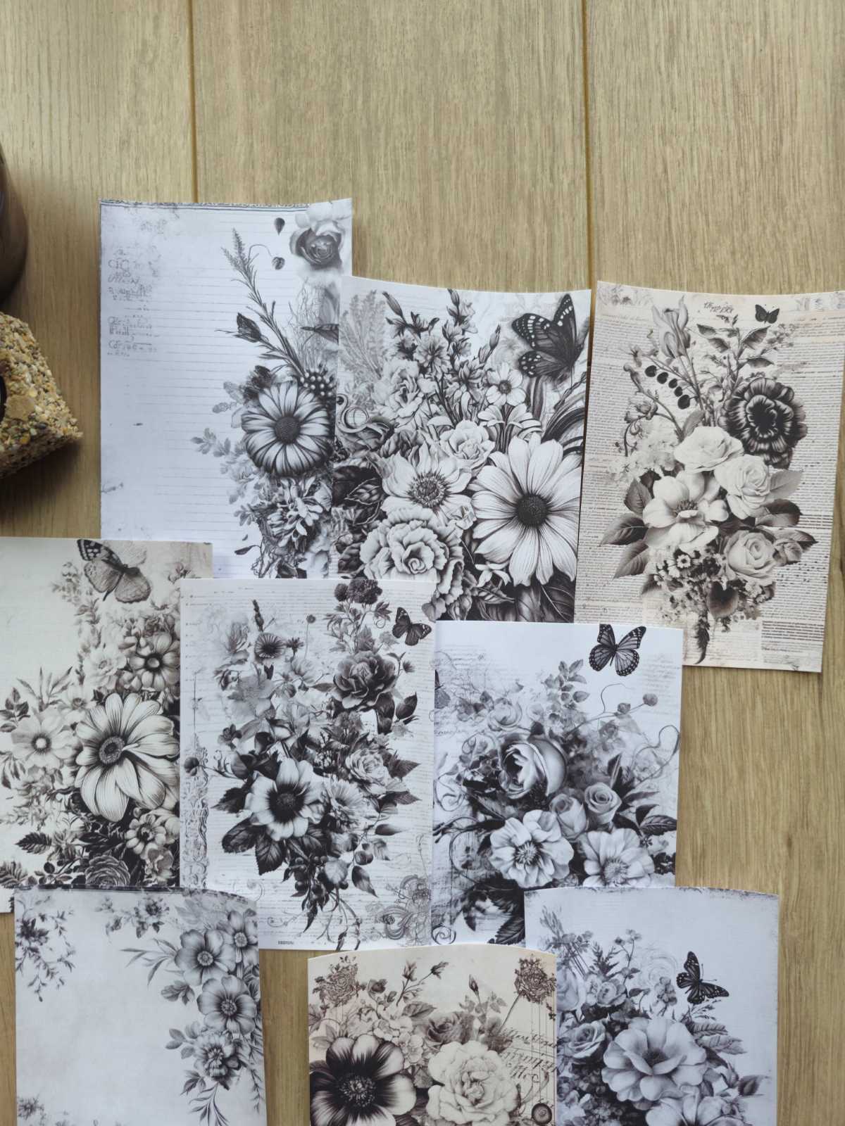 14 Adet Siyah Beyaz Çiçek Temalı Scrapbook Kağıt Seti Bullet Journal Dekupaj Kağıdı