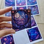 12 Adet Vitray Mor Galaksi Sticker Seti Bullet Journal Laptop Termos Renkli Cam Kare Sticker