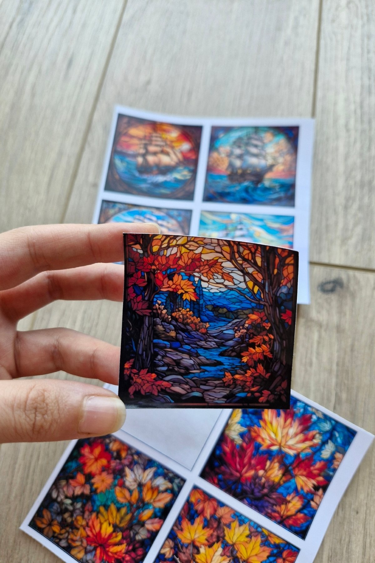 1_org_zoom-2415.jpg 8 Adet Vitray Gemi Sonbahar Sticker Seti Bullet Journal Laptop Termos Renkli Cam Kare Sticker - Görsel 1